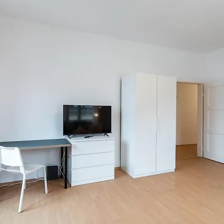 7-einzelbetten-3-zimmer-zentrum-pforzheim Διαμέρισμα Πφορτζχάιμ